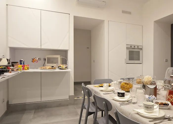 Domus Schilizzi 4* Napoli