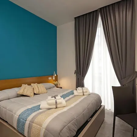 Domus Schilizzi 4* Neapel