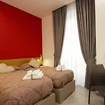 Domus Schilizzi 4* Napoli