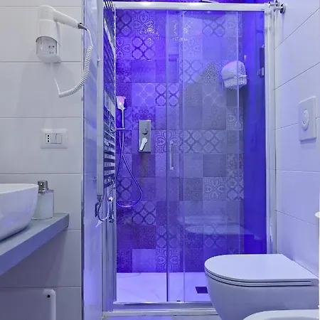 בית הארחה Domus Schilizzi נאפולי